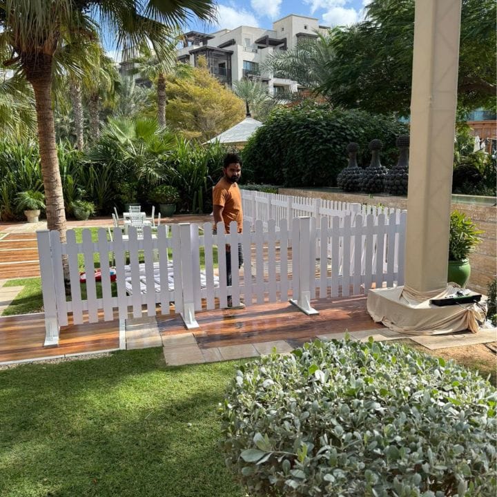 pciket fence for rent